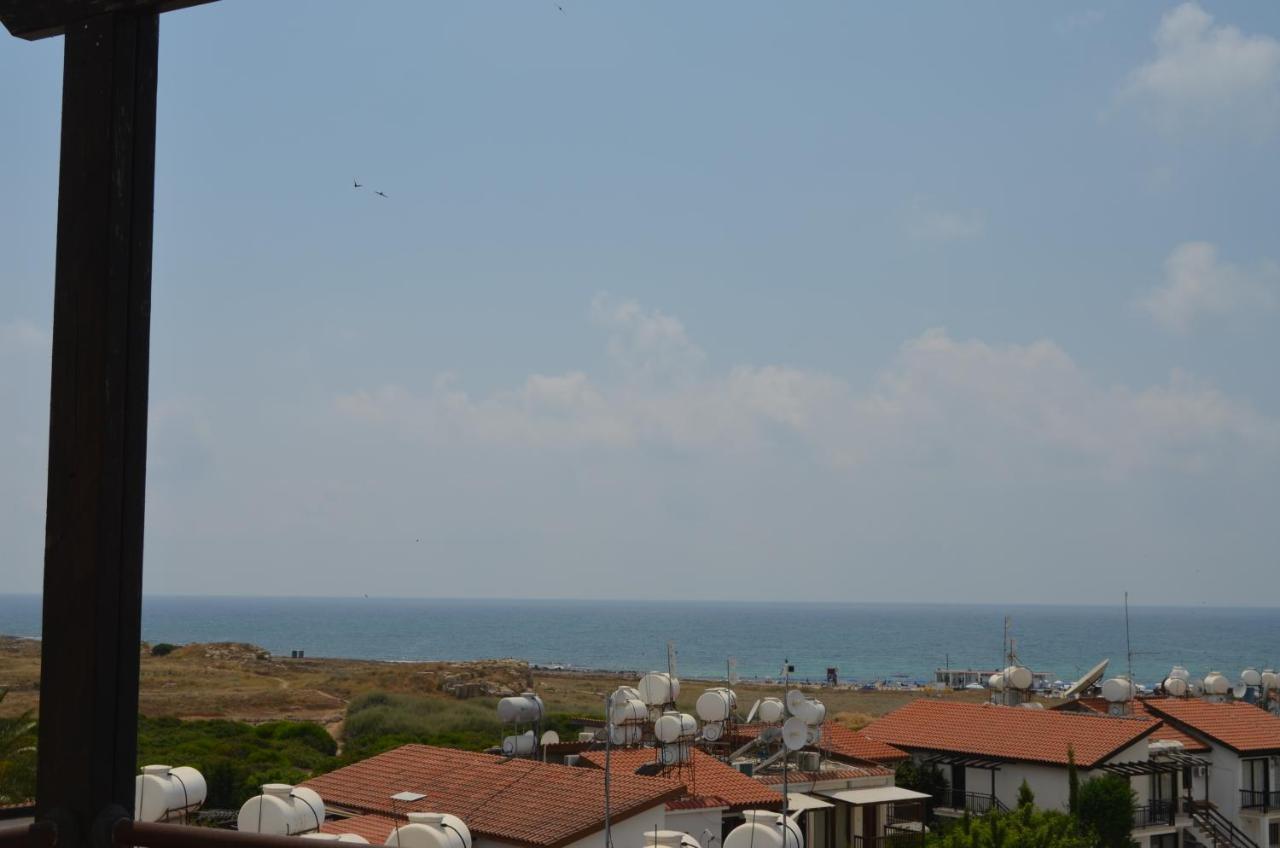 Caiti'S Place Apartment Paphos Luaran gambar